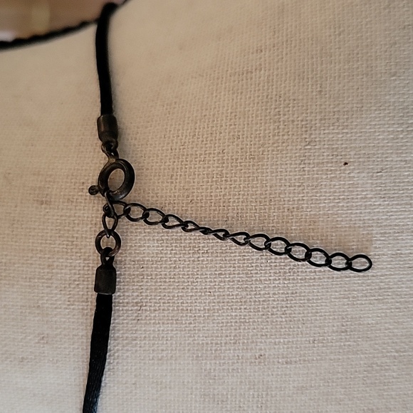 Italian Glass Necklace - Picture 4 of 4